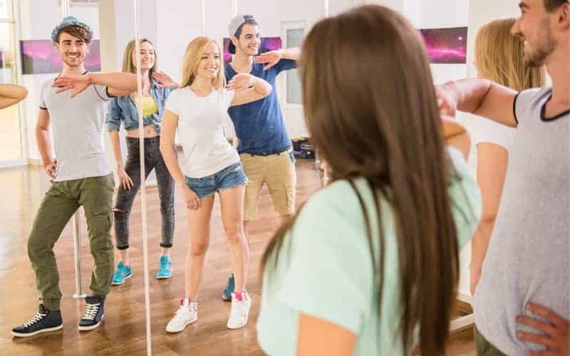 dance classes for teenagers